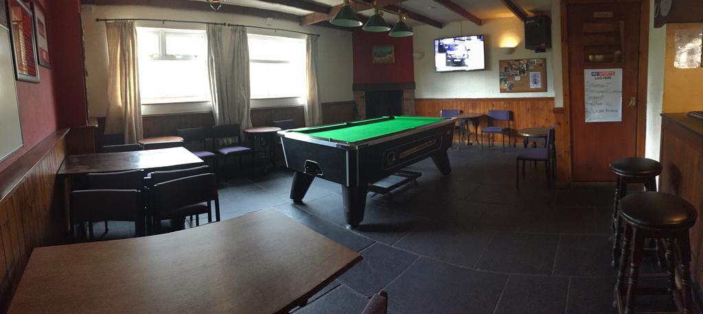 The Nags Head Tredegar Bed & Breakfast Nant-y-bwch Bagian luar foto
